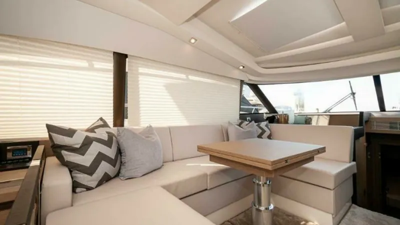 Slide: The Image of 2018 Prestige 460 S - 6613622