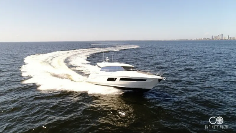 Slide: The Image of 2018 Prestige 460 S - 6613661