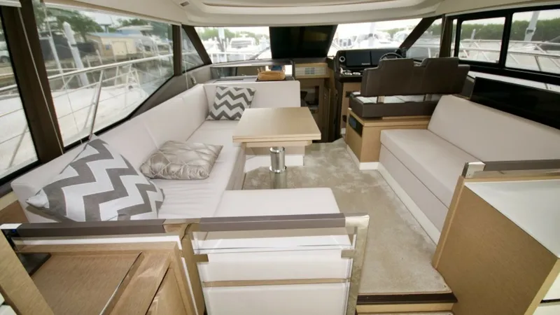 Slide: The Image of 2018 Prestige 460 S Salon - 6613614