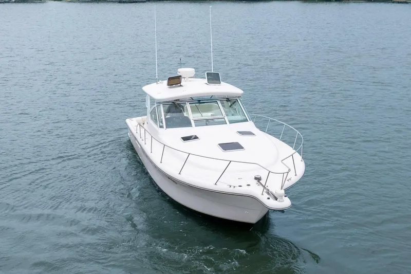 Slide: The Image of Tiara 3500 Open 2001 - 5893071