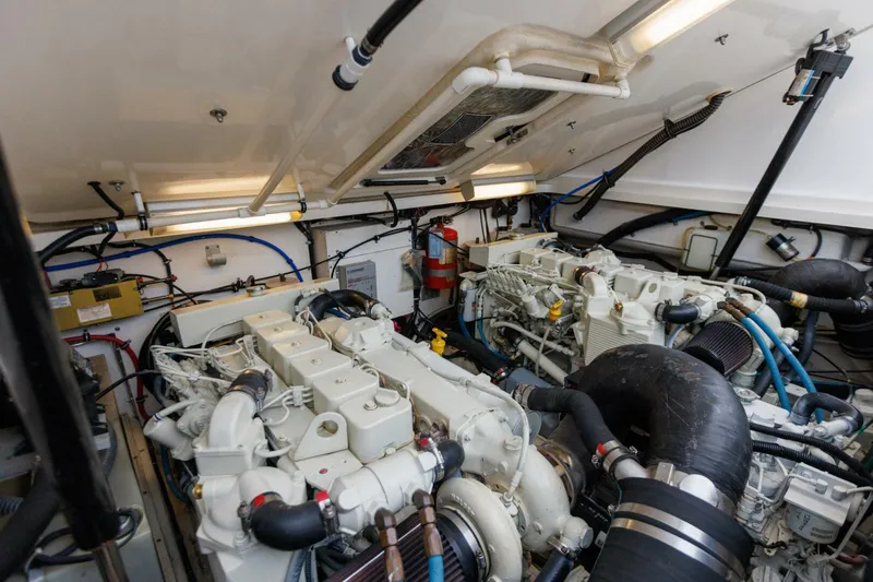 Slide: The Image of Tiara 3500 Open 2001 - 5893108