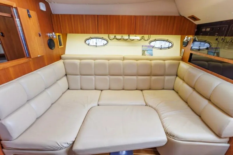 Slide: The Image of Tiara 3500 Open 2001 - 5893282