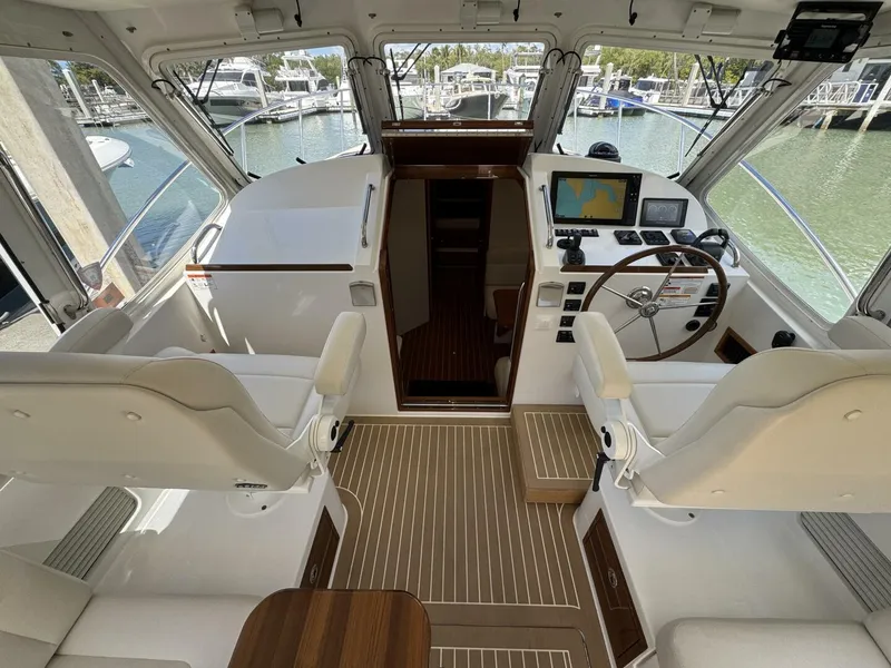 Slide: The Image of MJM 43z 2021 - 5979933