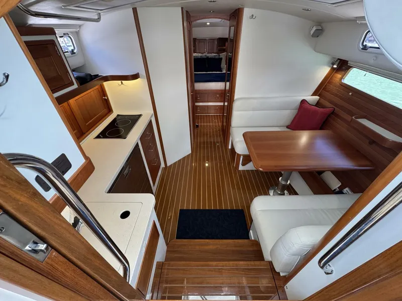 Slide: The Image of MJM 43z 2021 - 5979922