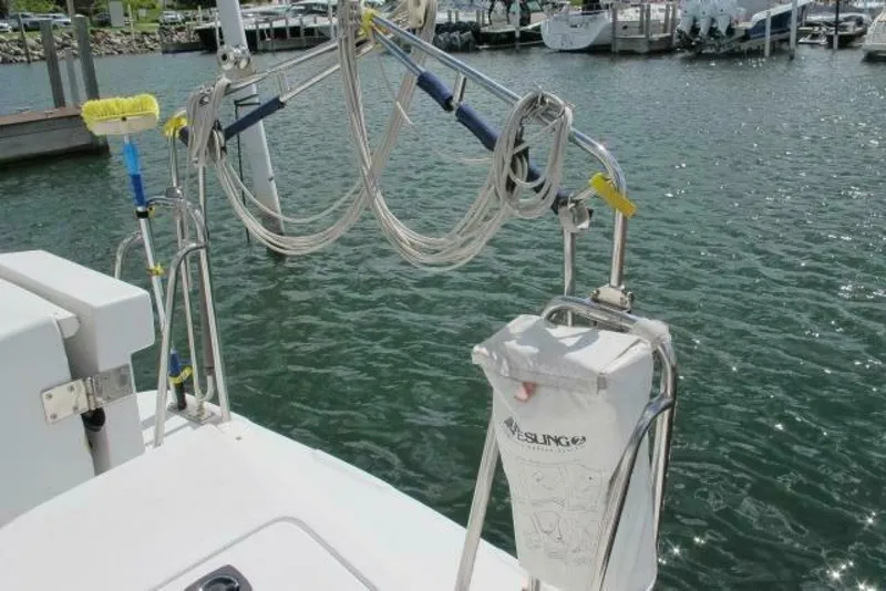 Slide: The Image of Mainship 350 1999 - 5893418