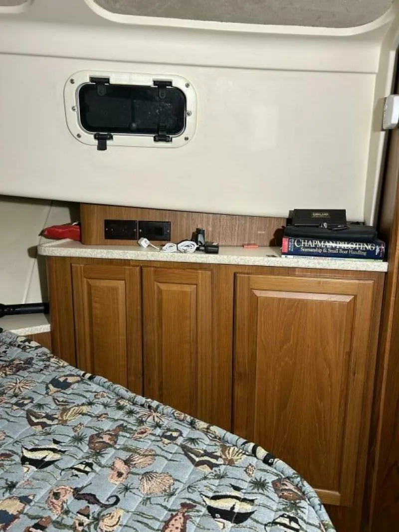 Slide: The Image of Mainship 350 1999 - 5900332