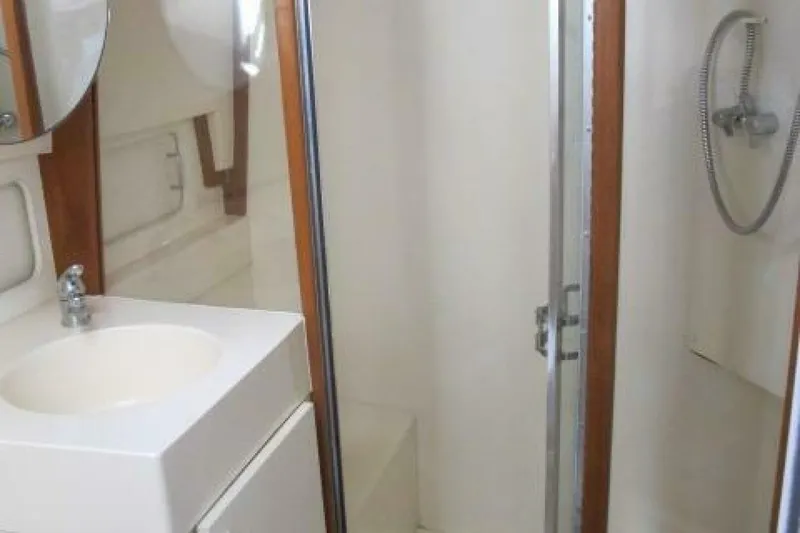 Slide: The Image of Mainship 350 1999 - 5893425