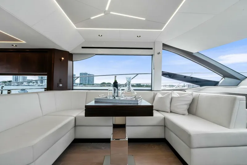 Slide: The Image of Sunseeker 55 Manhattan 2025 - 5900108
