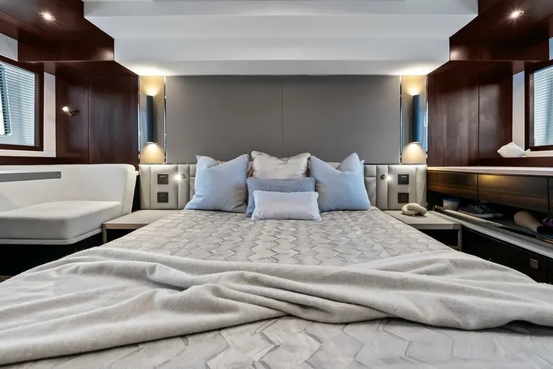 Slide: The Image of Sunseeker 55 Manhattan 2025 - 5900122