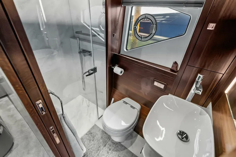 Slide: The Image of Sunseeker 55 Manhattan 2025 - 5900127