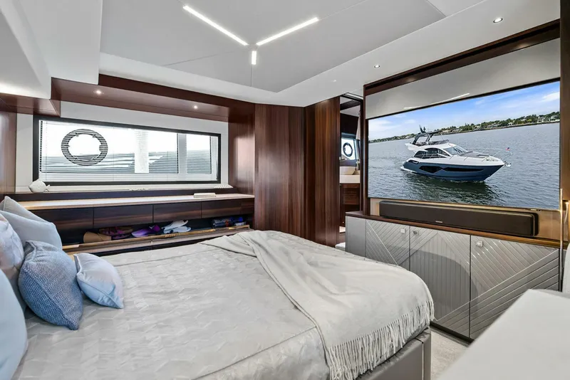 Slide: The Image of Sunseeker 55 Manhattan 2025 - 5900136