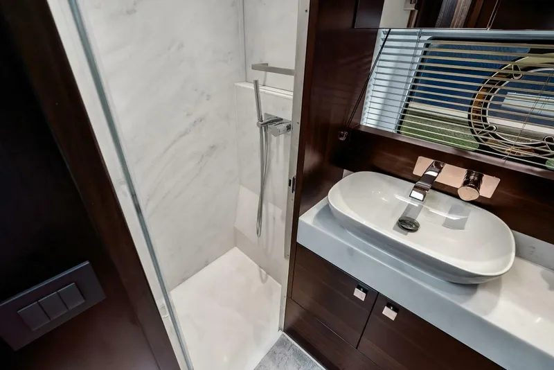 Slide: The Image of Sunseeker 55 Manhattan 2025 - 5900138