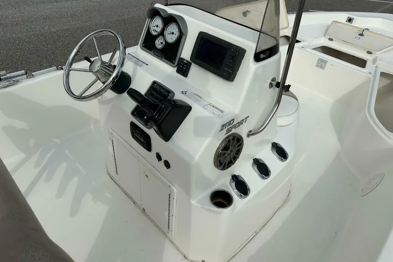 Slide: The Image of NauticStar 2110 Sport 2015 - 5893654