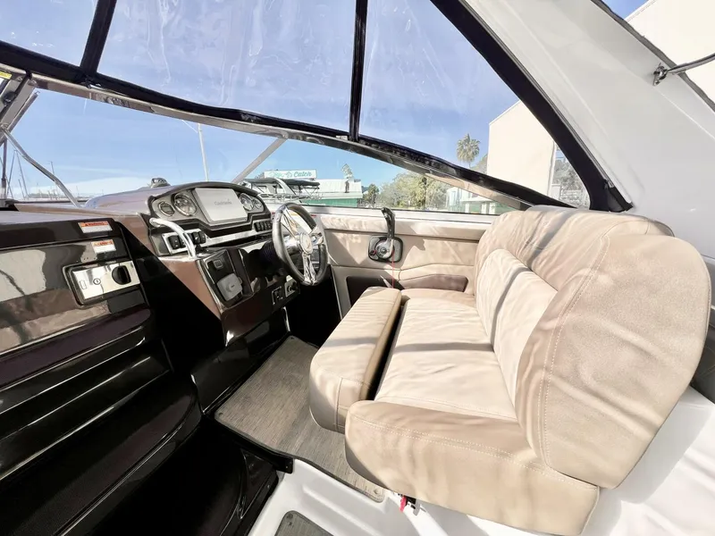 Slide: The Image of Regal 28 Express 2015 - 5893479