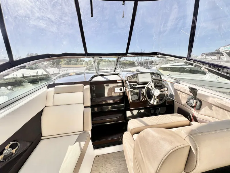 Slide: The Image of Regal 28 Express 2015 - 5893478