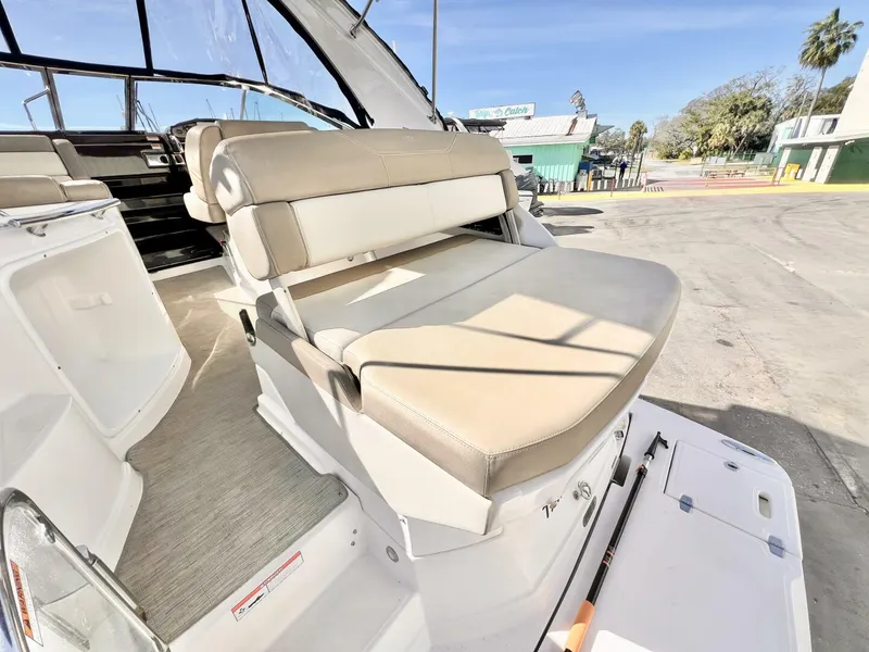 Slide: The Image of Regal 28 Express 2015 - 5893482