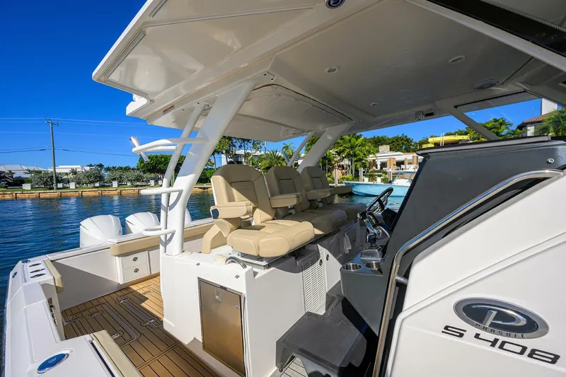 Slide: The Image of Pursuit S 408 2018 - 5893888