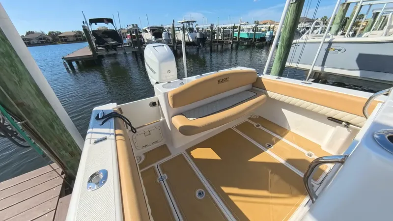 Slide: The Image of Velocity 262 CC 2020 - 5905559