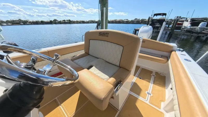 Slide: The Image of Velocity 262 CC 2020 - 5905515