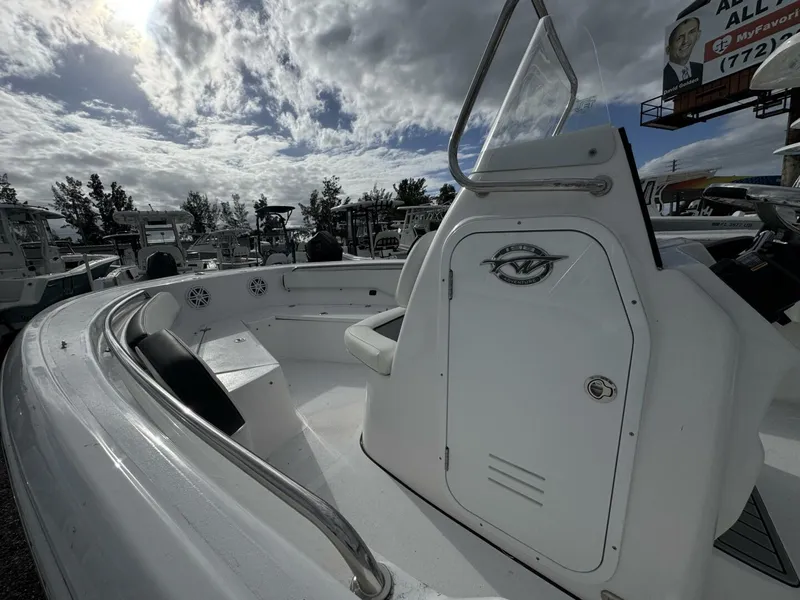 Slide: The Image of Tidewater 198 CC Adventure 2026 - 5894727