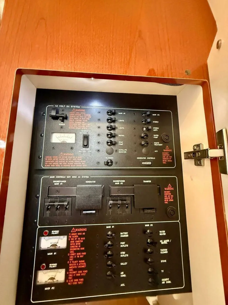 Slide: The Image of Formula 37 Performance Cruiser 2016 - 5896125