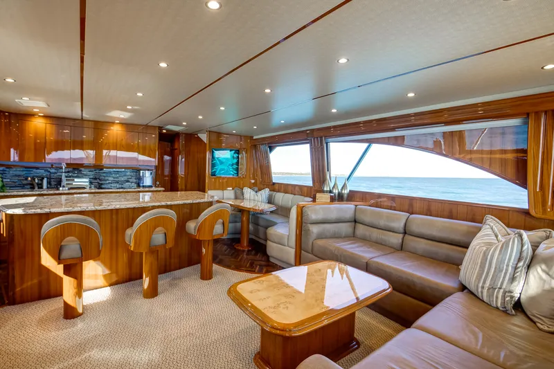 Slide: The Image of Viking 70 Convertible 2015 - 3