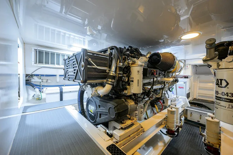 Slide: The Image of Viking 60 Convertible 2008 - 5895205