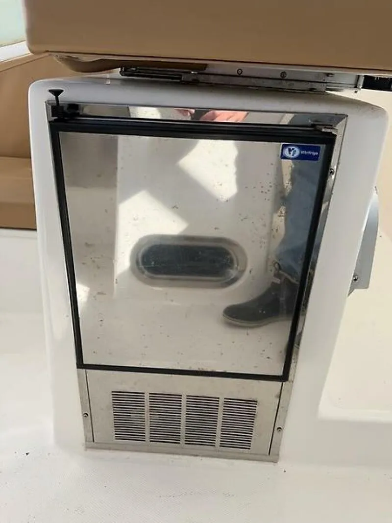 Slide: The Image of 0005534140 - 5895046