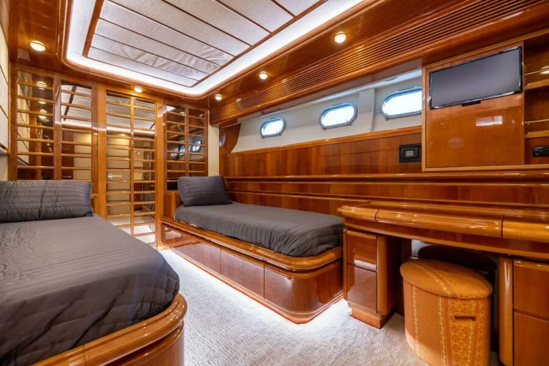 Slide: The Image of 2001 Ferretti 94 Raised Pilothouse - Dreamchaser -Guest Stateroom 2001 Ferretti 94 Raised Pilothouse - Dreamchaser - 5895233