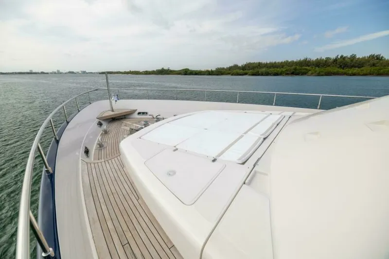 Slide: The Image of 2001 Ferretti 94 Raised Pilothouse - Dreamchaser -Flybridge 2001 Ferretti 94 Raised Pilothouse - Dreamchaser - 7650294