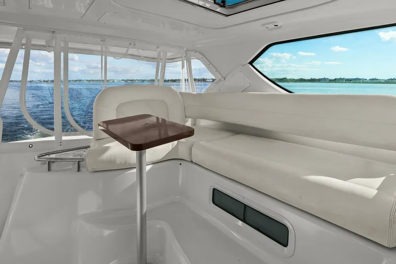 Slide: The Image of 2007 Tiara Yachts 4300 Sovran - Seating  - 5895325