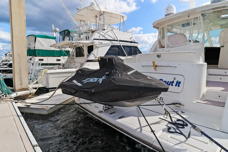 Slide: The Image of 2007 Tiara Yachts 4300 Sovran - Aft Deck - 5895310