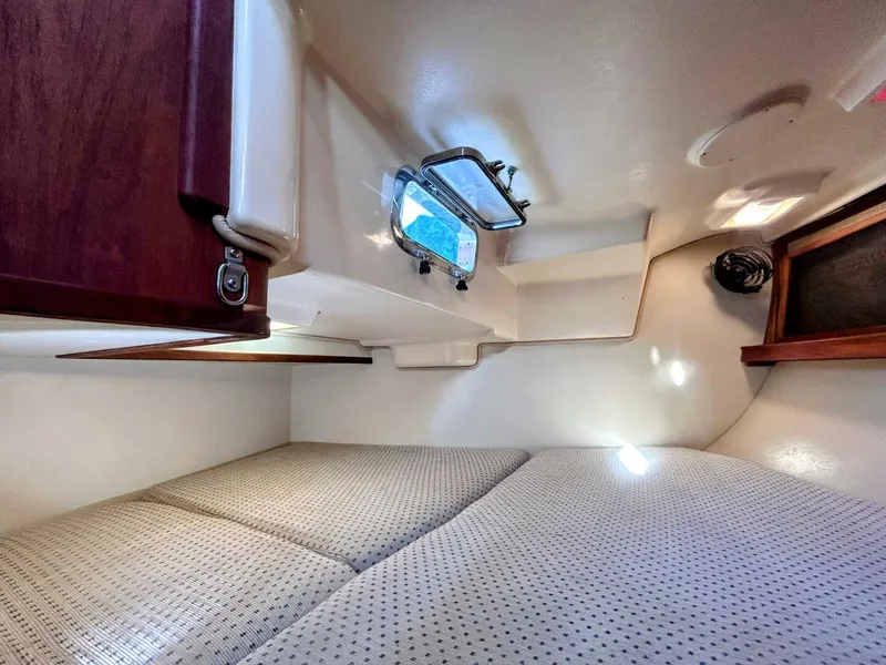 Slide: The Image of Island Packet 320 1999 - 5895828