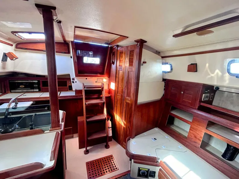 Slide: The Image of Island Packet 320 1999 - 5895809