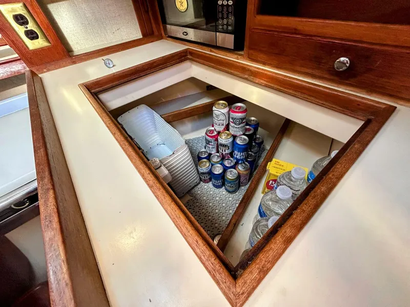 Slide: The Image of Island Packet 320 1999 - 5895801