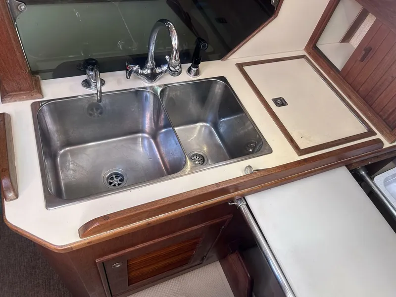 Slide: The Image of Island Packet 320 1999 - 5895802