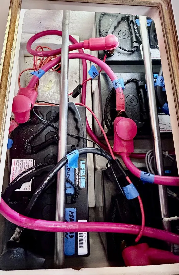 Slide: The Image of Island Packet 320 1999 - 5895784