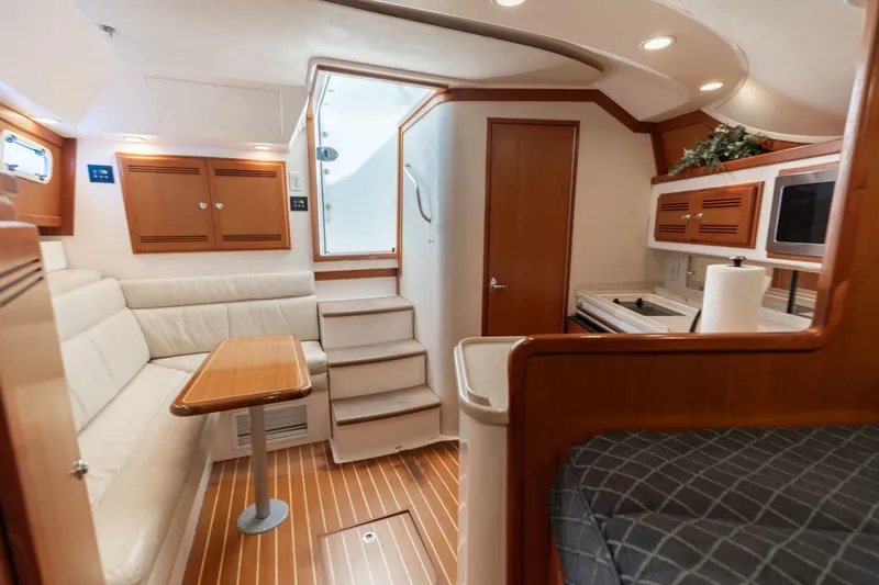 Slide: The Image of Cabo 35 Express 2005 - 5902474