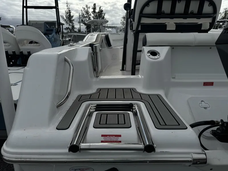 Slide: The Image of Tidewater 210 CC Adventure 2026 - 5895914