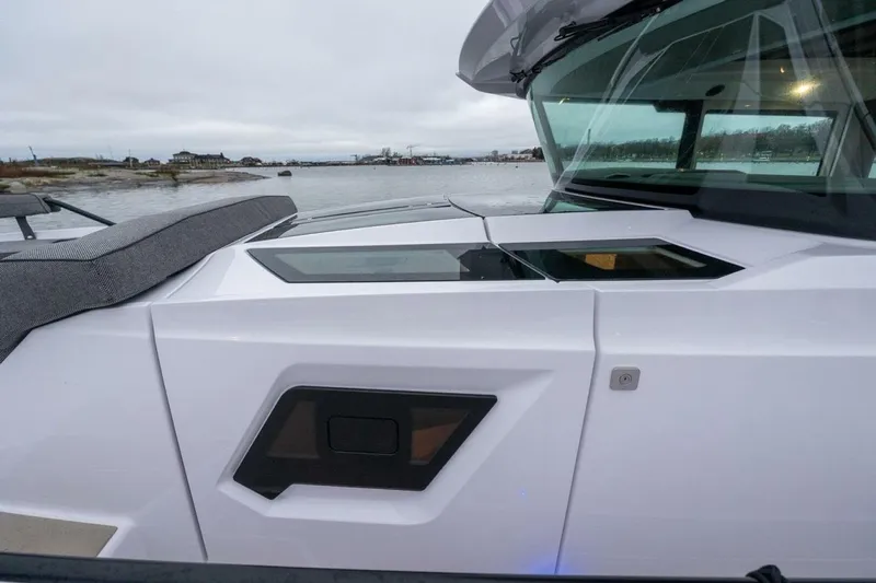 Slide: The Image of Axopar 38 2027 - 5895972