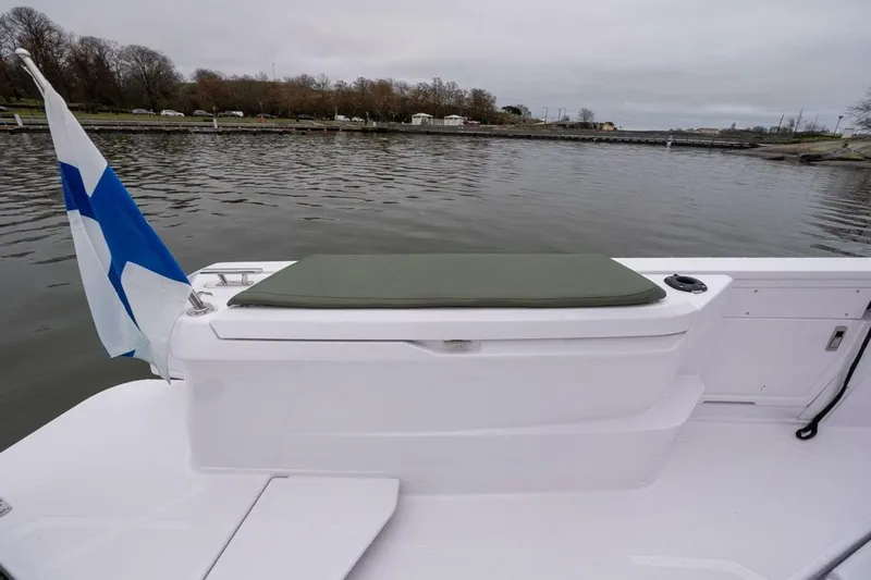 Slide: The Image of Axopar 38 2027 - 5895993