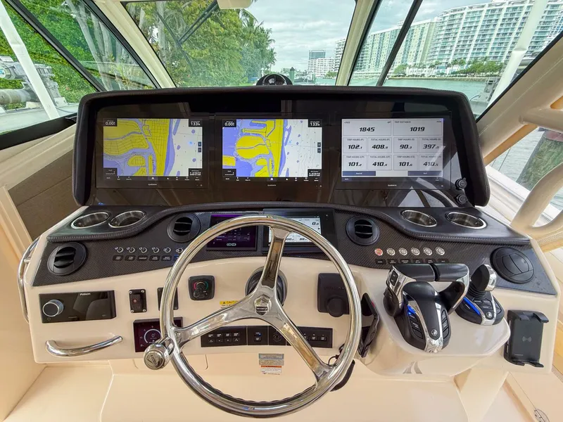 Slide: The Image of Grady-White Canyon 456 2022 - 5898896