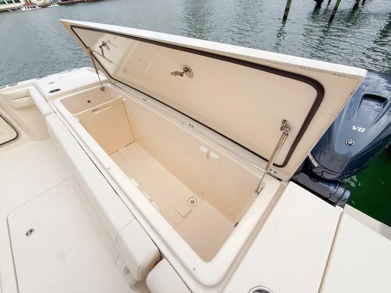 Slide: The Image of Grady-White Canyon 456 2022 - 5898898