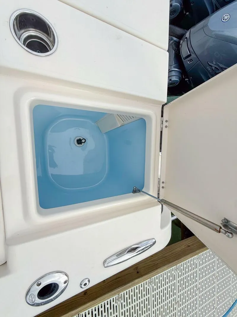 Slide: The Image of Grady-White Canyon 456 2022 - 5898901