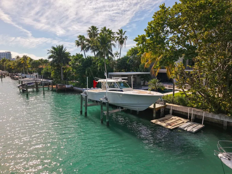 Slide: The Image of Grady-White Canyon 456 2022 - 5898870