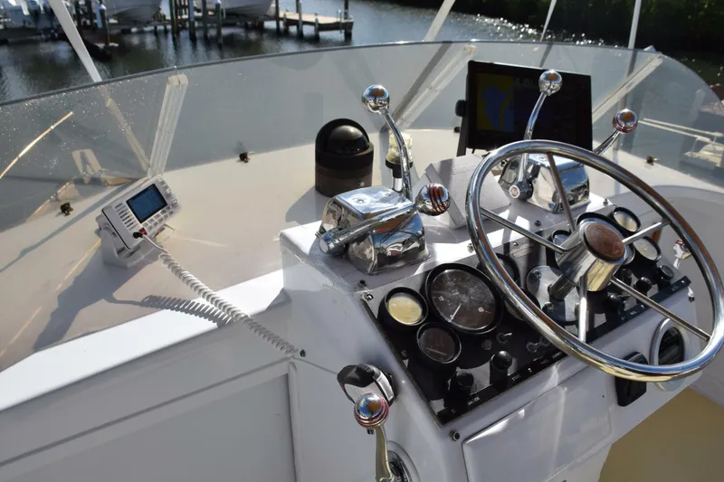 Slide: The Image of Flybridge Helm Console - 5911776