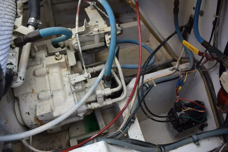 Slide: The Image of Twin Disc Transmissions - 5911804