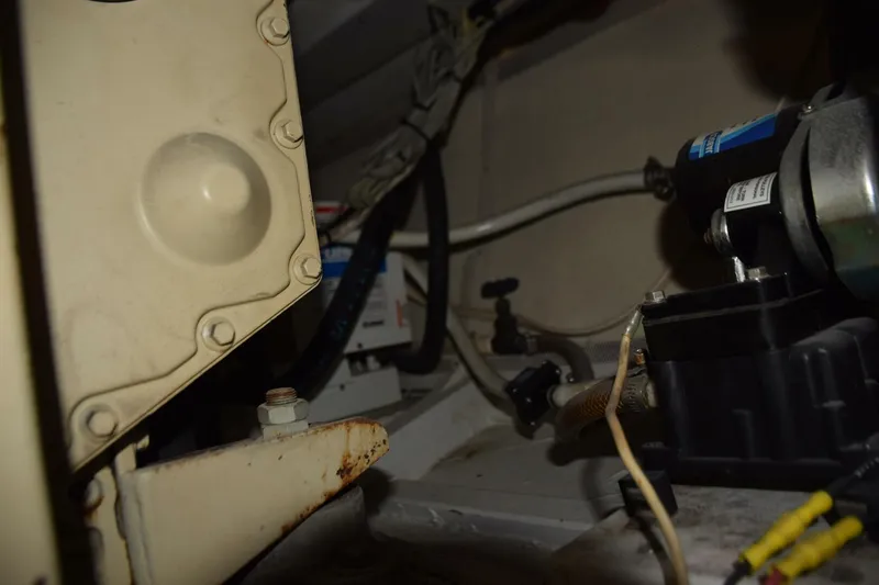 Slide: The Image of Outboard Port Motor - 5911780