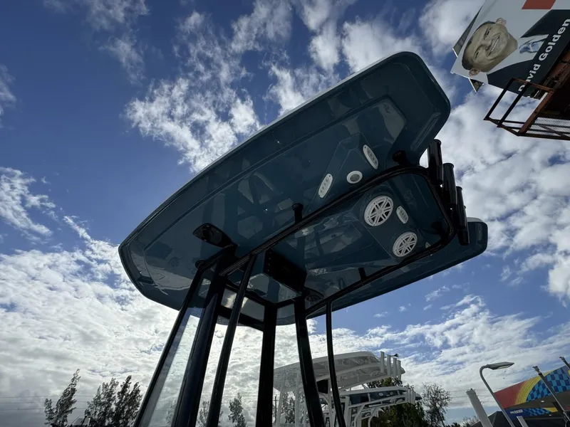 Slide: The Image of Tidewater 220 CC Adventure 2026 - 5896275