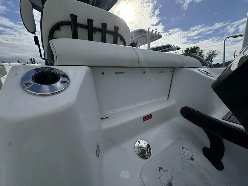 Slide: The Image of Tidewater 220 CC Adventure 2026 - 5896279